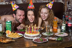 Именинникам пятый час в подарок!